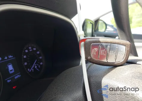 2019 Hyundai Tucson Value из США, поврежденный, VIN KM8J3CA41KU042828